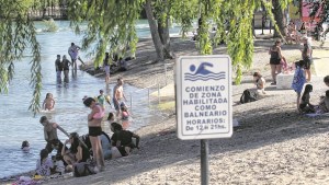 Invasión de algas en Neuquén: tres días de respiro para los lagos