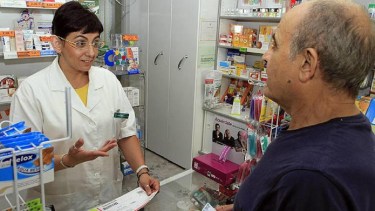 Jubilados y pensionados pueden acceder a la medicación gratis o con descuento, a través de PAMI.-
