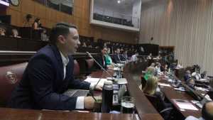 Con críticas, contribuciones y «desprolijidades», aprobaron la emergencia sanitaria en Neuquén