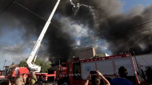 Incendio en una empresa de transporte de Neuquén: qué se sabe y cómo se investiga