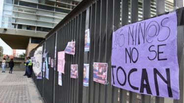 La semana pasada se prorrogó la detención del docente denunciado. Foto Matías Subat.