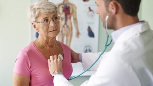 PAMI: Cómo sacar turno con un médico especialista durante febrero 2024