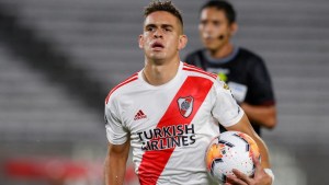 River no encuentra delanteros: se cayó el regreso del colombiano Santos Borré