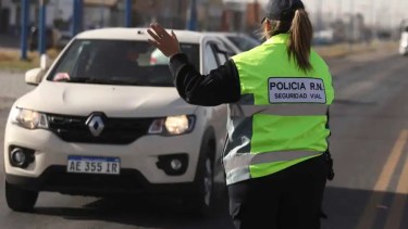 Detuvieron en Roca a un vehículo con pedido de secuestro en Neuquén hace seis años