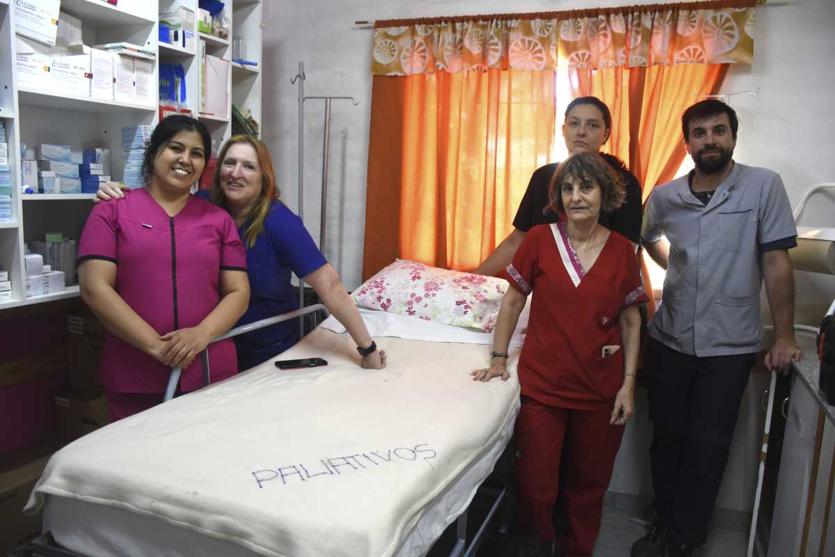 Parte del equipo de Cuidados Paliativos del Hospital López Lima. Foto: Juan Thomes