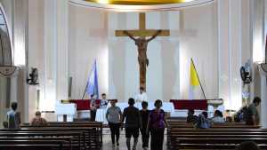 El Vaticano aclara: las bendiciones a parejas gays «no son una ratificación a la vida que llevan»
