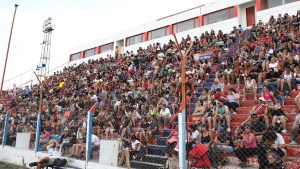 Mundialito: Argentinos del Norte eliminó a Huachipato de Chile y hubo violencia en las tribunas