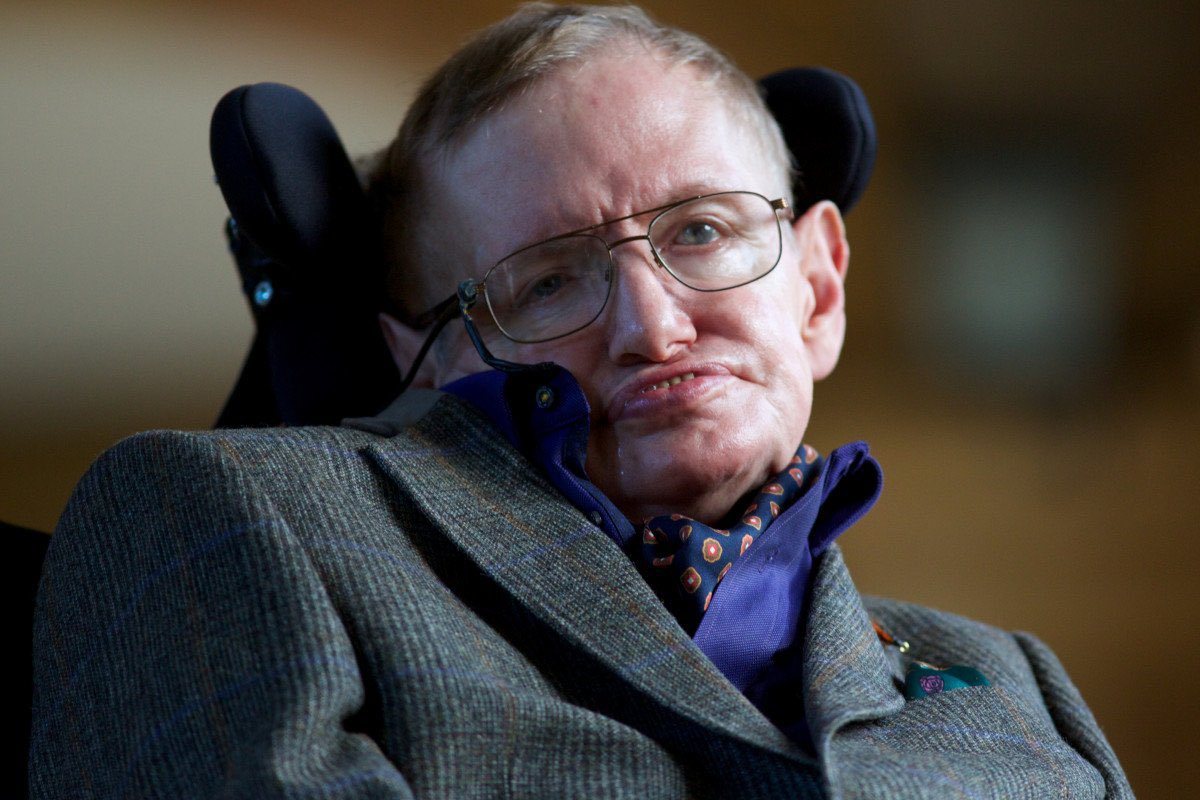 Stephen Hawking aparece en la lista del caso Jeffrey Epstein: de qué es señalado