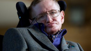 Stephen Hawking aparece en la lista del caso Jeffrey Epstein: de qué es señalado