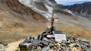 La Sociedad de la Nieve: cuánto sale y cómo es el trekking desde Mendoza hasta el lugar del accidente
