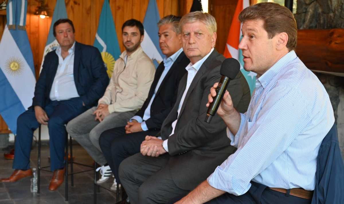 Rolando Figueroa encabezó la reunión de los gobernadores de la Patagonia. Foto: Alfredo Leiva.-