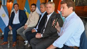 Gobernadores de la Patagonia reunirán a las provincias petroleras para discutir la reforma de Milei