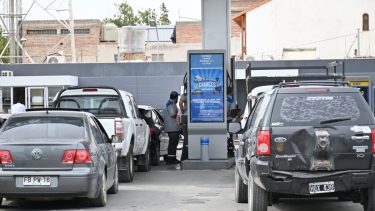 El Gobierno postergó el aumento de combustibles de este miércoles. Foto: archivo. 