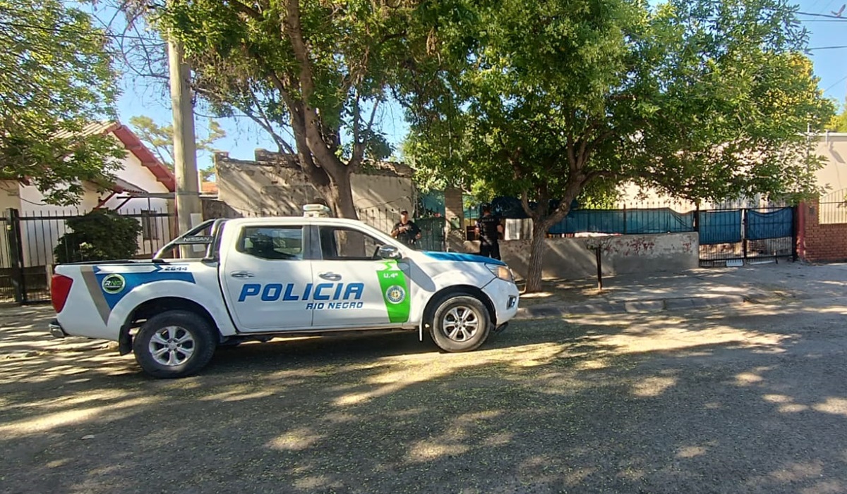 El operativo se realizó en la calle Perito Moreno de Cipolletti. Foto: gentileza.