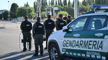 Se levantó el corte de ATE en el puente Neuquén – Cipolletti y ya se retiró Gendarmería