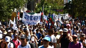 Cómo vivió Neuquén la marcha y paro contra las medidas de Milei: 50 mil personas y unidad en las calles