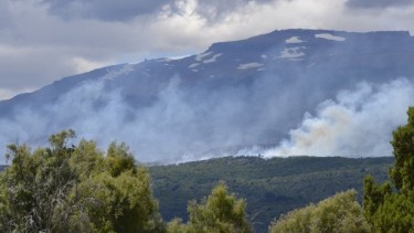 El fuego no da tregua en el parque nacional Los Alerces. Foto: Gentileza.