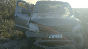 Volvían de Las Grutas a Neuquén y volcaron sobre Ruta 22