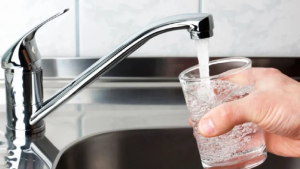 Ola de calor en Roca: advierten baja presión y cortes de agua