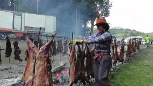 Rincón de los Sauces invita al 1er encuentro de Mujeres Asadoras de chivos en Vaca Muerta