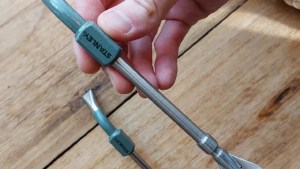 Anmat retira 60.000 bombillas marca Stanley por “posible presencia de pequeñas piezas metálicas”