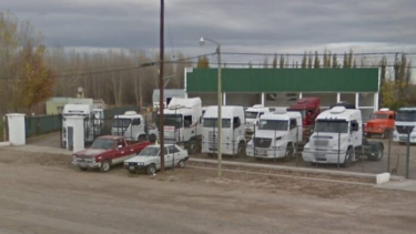 Los tres delincuentes llegaron a la firma pasadas las 8,, foto: gentileza.