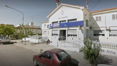 El Correo Argentino de Viedma sufrió el robo el lunes por la tarde por cinco adolescentes que fueron atrapados por la Policía. 