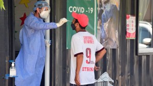 Covid 19 en Río Negro: sigue la vigilancia epidemiológica y recomiendan nuevas dosis de vacunas