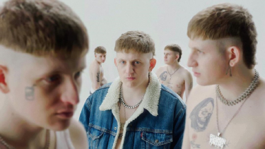 El músico y rapero Dillom forma parte de la grilla del día 3 de la Fiesta de la Confluencia 2024.