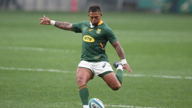 Elton Jantjies, el rugbier campeón con Sudáfrica,  fue suspendido por doping positivo
