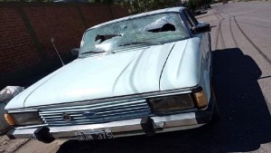 Violencia en los barrios de Viedma: balearon un auto en el Castello