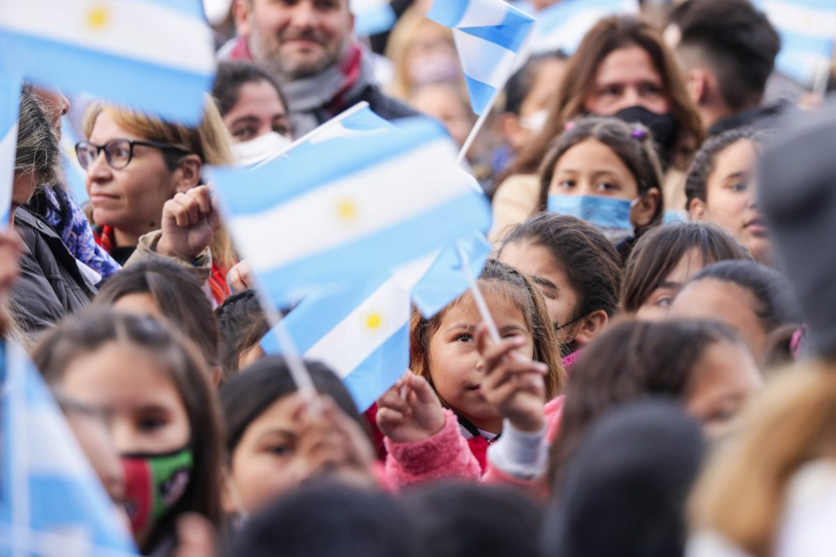 Expectativas de los argentinos para el 2024. Optimismo general, preocupación por la economía.