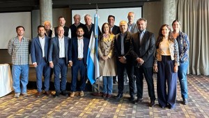 Victoria Villarruel en Bariloche: se reunió con empresarios locales, acompañada de funcionarios provinciales