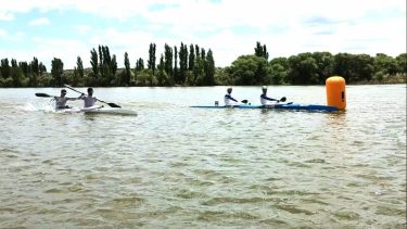 Candy y Urban superan por un bote de ventaja a Pinta y Saavedra, en la llegada a San Javier.