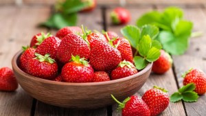 3 ingredientes para esta espumita de frutillas