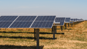 AIE: en 2023 la energía renovable aumentó casi 50% su capacidad instalada