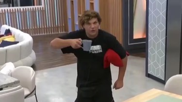 Manu, el alterego de Emmanuel que llegó a Gran Hermano a confundir a los participantes.-