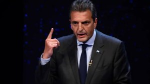 «Restituyen Ganancias para darle una limosna a los gobernadores», dijo Massa sobre el proyecto de Milei