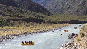 Tragedia: un joven murió ahogado mientras practicaba rafting en Mendoza
