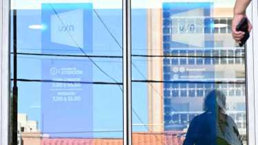 Los trabajadores estatales aportan más que los del sector privado, pero se jubilan antes y con un mejor haber previsional. Foto: Florencia Salto.