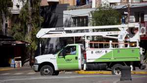 Cómo está la salud del operario de CALF que se electrocutó en la Isla 132 de Neuquén