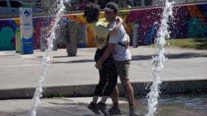 Alerta por calor extremo en parte de Neuquén y casi todo Río Negro: los lugares afectados