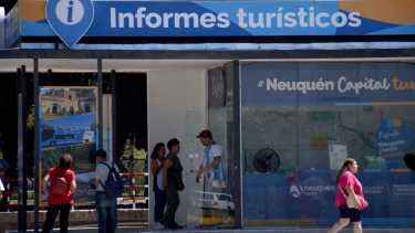 En las oficinas municipales de turismo también habrá operadores privados con sus ofertas (foto Matías Subat)