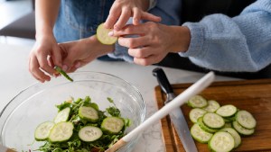 Cinco formas simples para comprar, cocinar y guardar comida en forma más sustentable