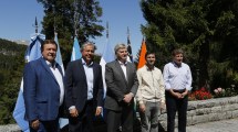 Imagen de Ya arrancó la reunión de gobernadores de la Patagonia: Figueroa y Weretilneck convocan en Villa La Angostura