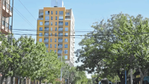 Quiénes son los detenidos por el millonario robo a dos departamentos de un céntrico edificio de Roca