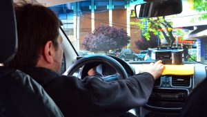 En Viedma la tarifa de taxi aumentó un 40% y así quedó la bajada de bandera
