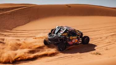 Zille consiguió un valioso tercer lugar en la décima etapa del Dakar. 