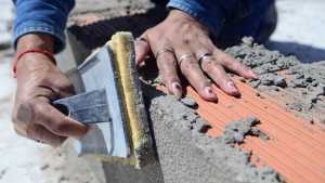 Salarios: en Neuquén las mujeres ganan 33,1% menos que los varones