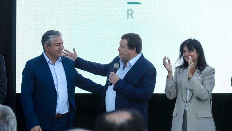 El gobernador Weretilenck dijo que junto a su par neuquino obtuvieron más de lo que se habían propuesto con los beneficios por los nuevos contratos de las hidroeléctricas. Archivo
